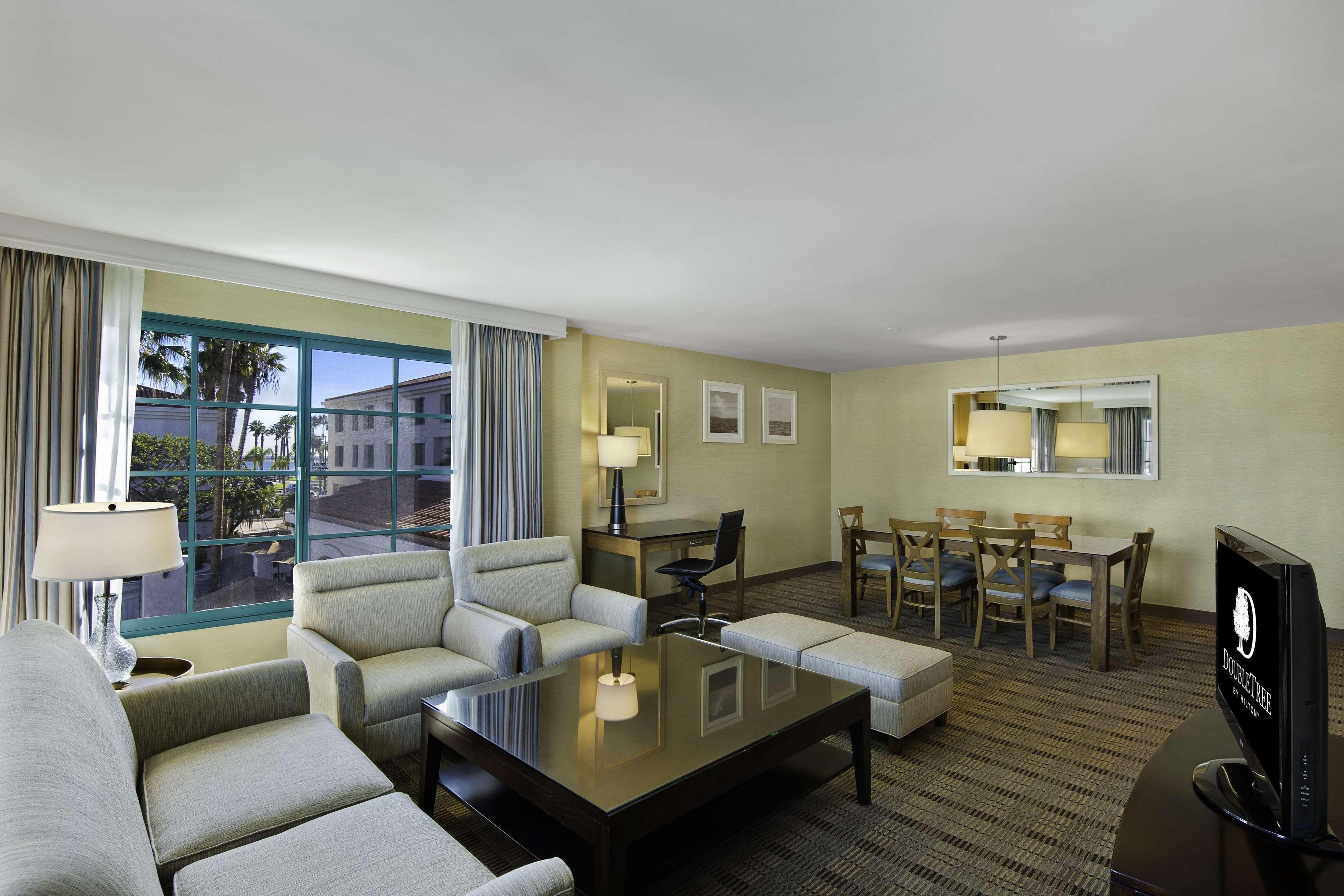 Doubletree By Hilton San Pedro Hotel Long Beach Kültér fotó