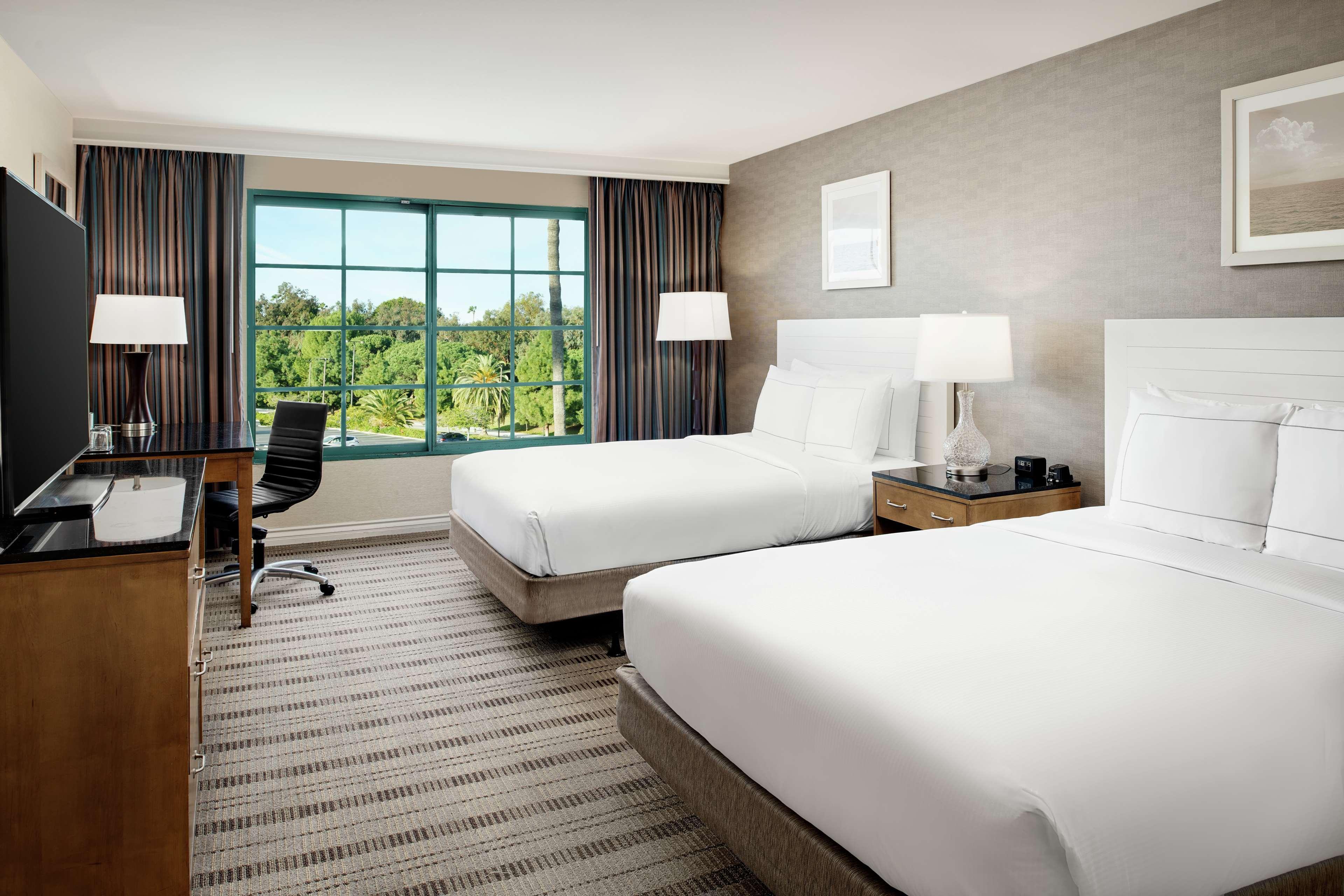 Doubletree By Hilton San Pedro Hotel Long Beach Kültér fotó