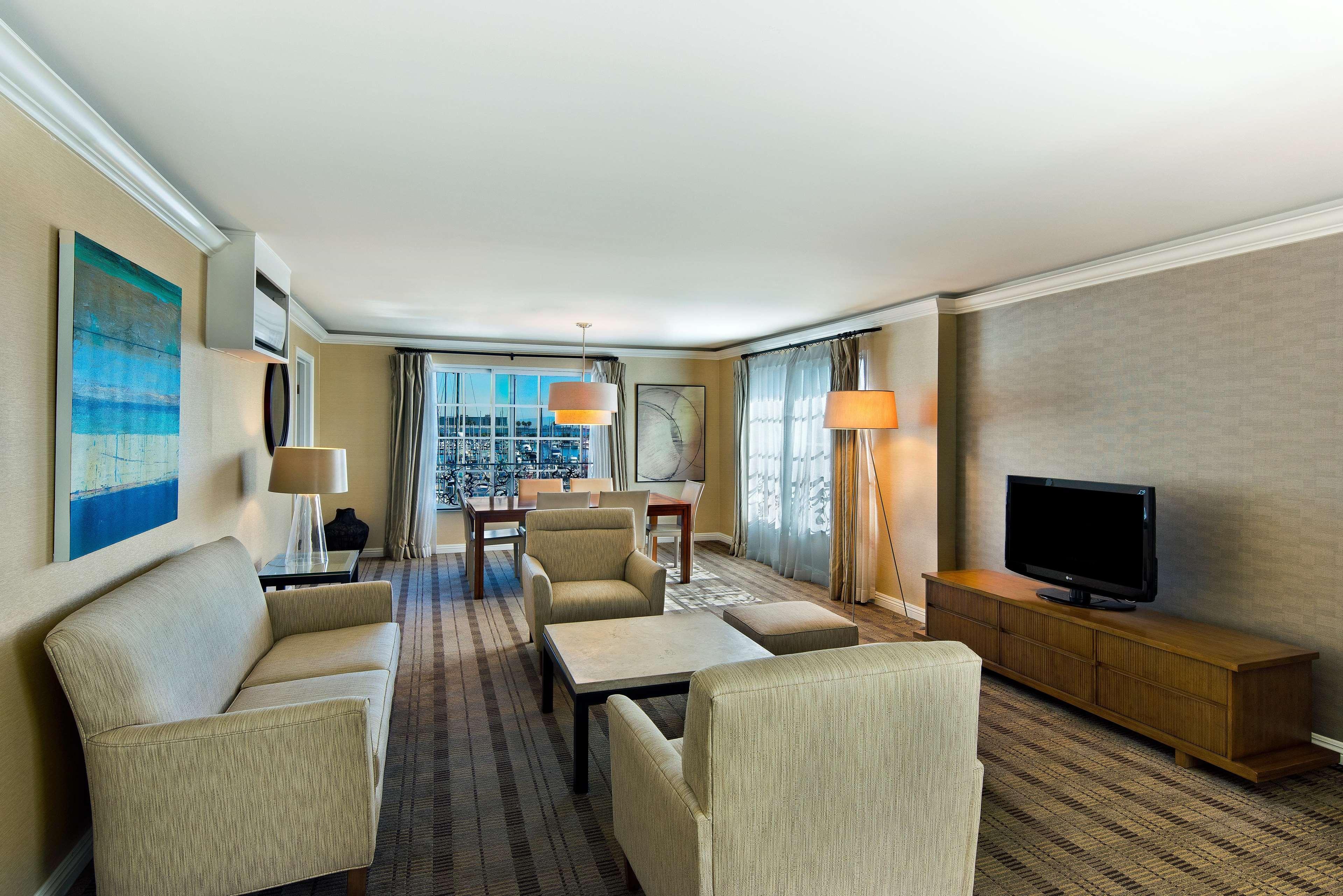 Doubletree By Hilton San Pedro Hotel Long Beach Kültér fotó