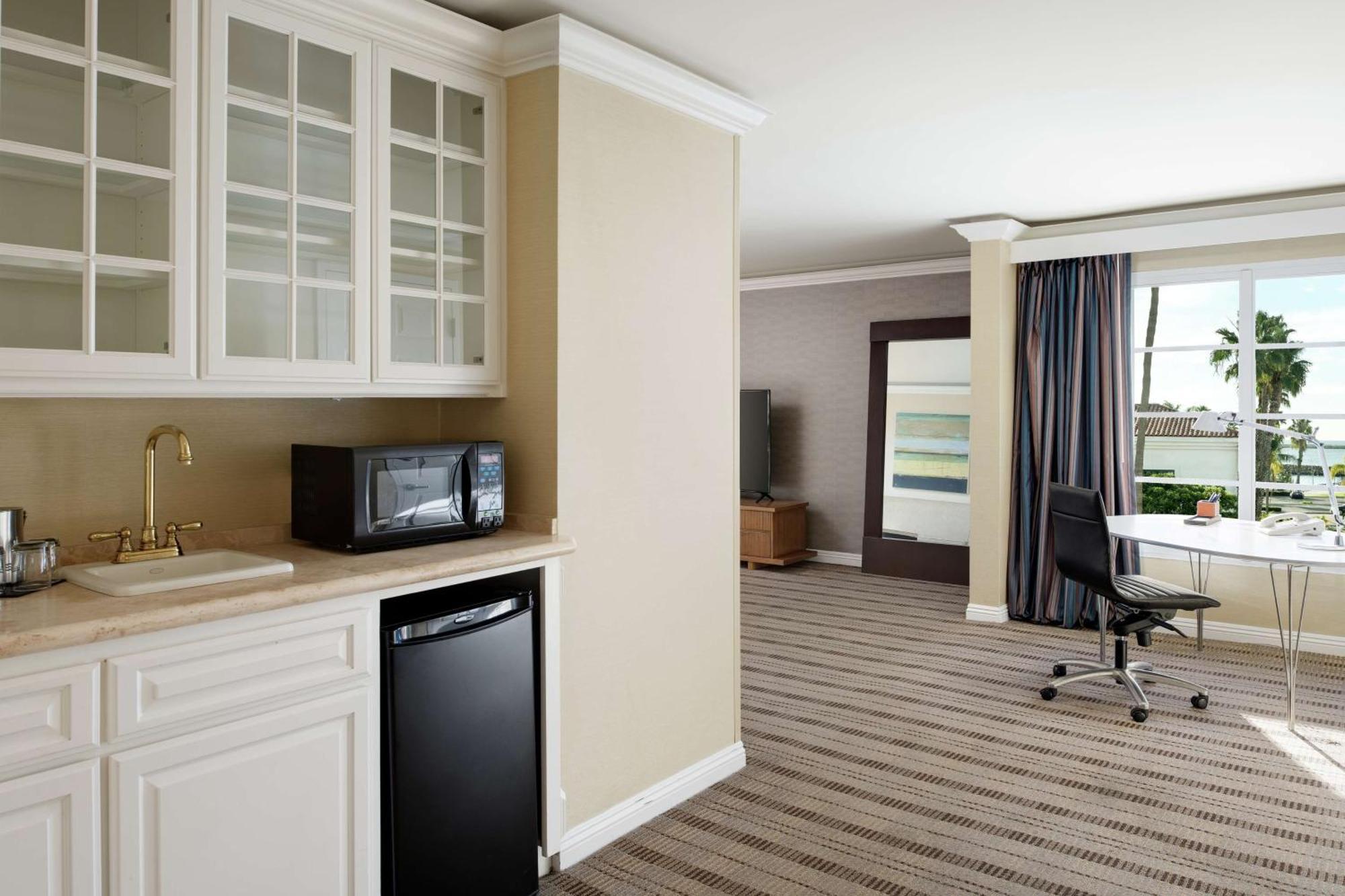 Doubletree By Hilton San Pedro Hotel Long Beach Kültér fotó